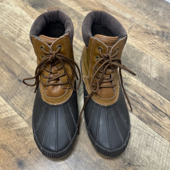 Tommy Hilfiger • Men’s Duck Boots Size 9 - Picture 1 of 6